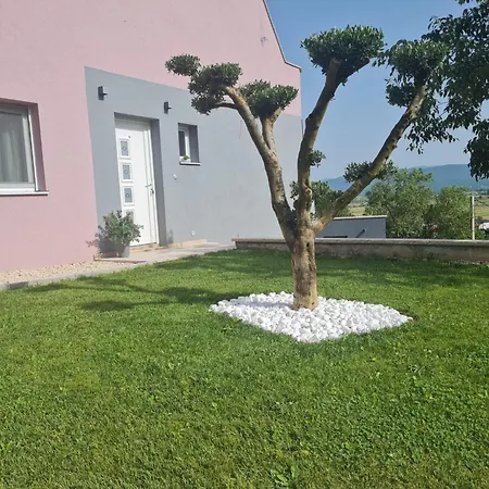 I&n - Four Bedroom Villa